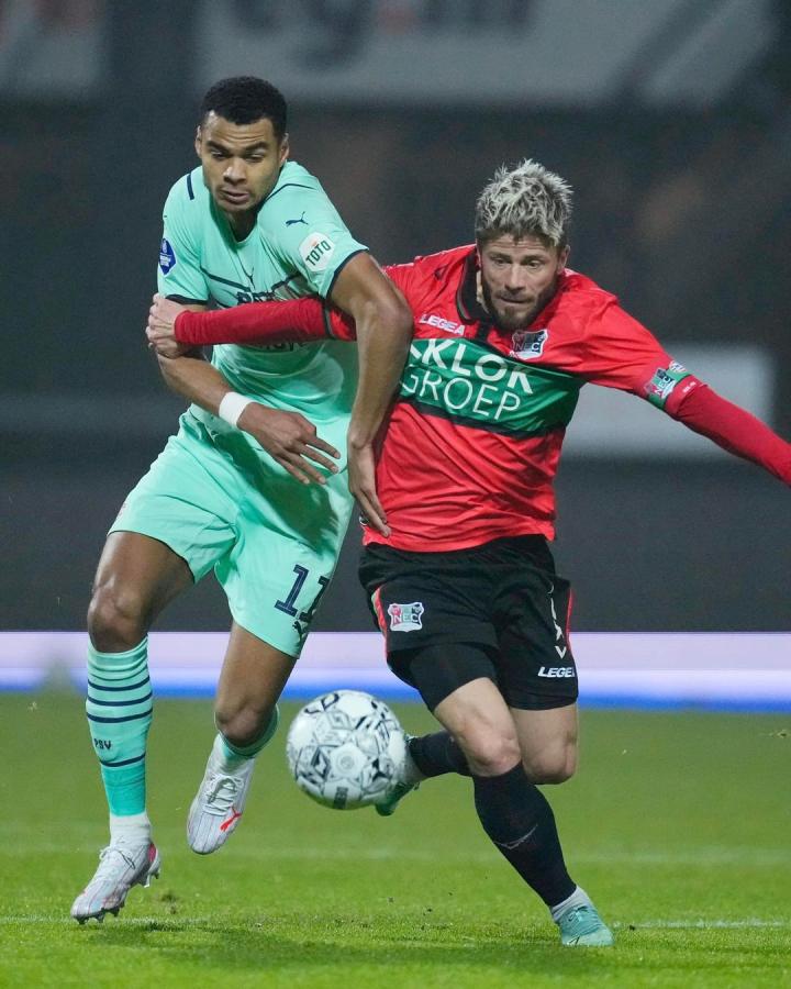 当他到达终 当他到达终